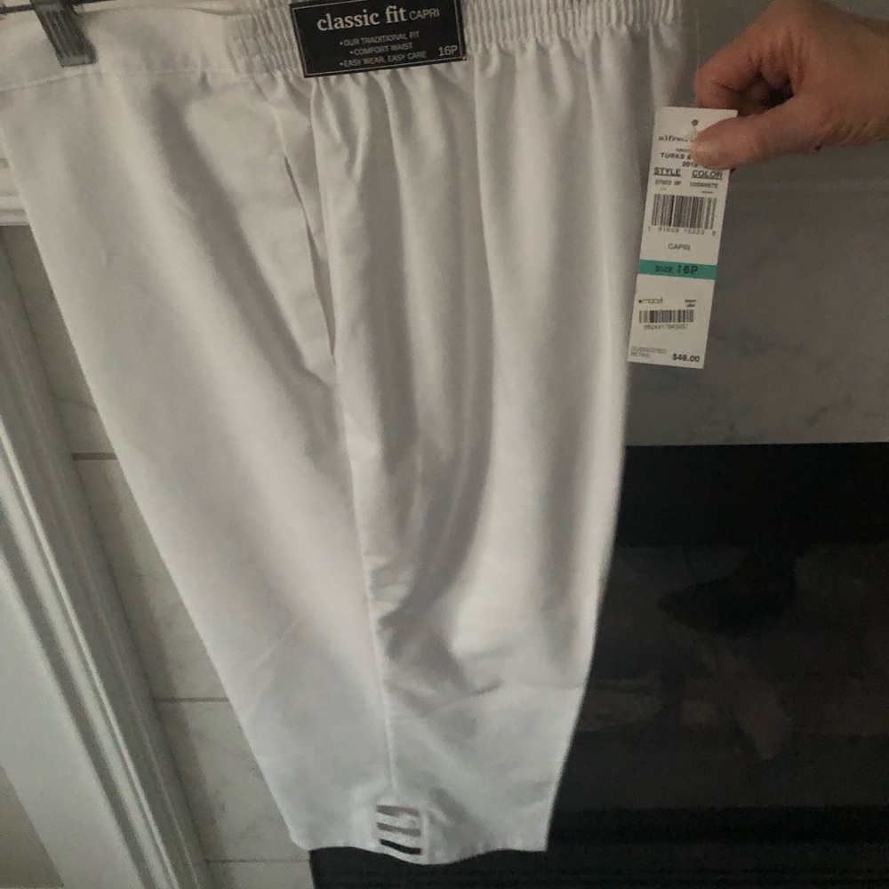 Alfred Dunner Capri’s